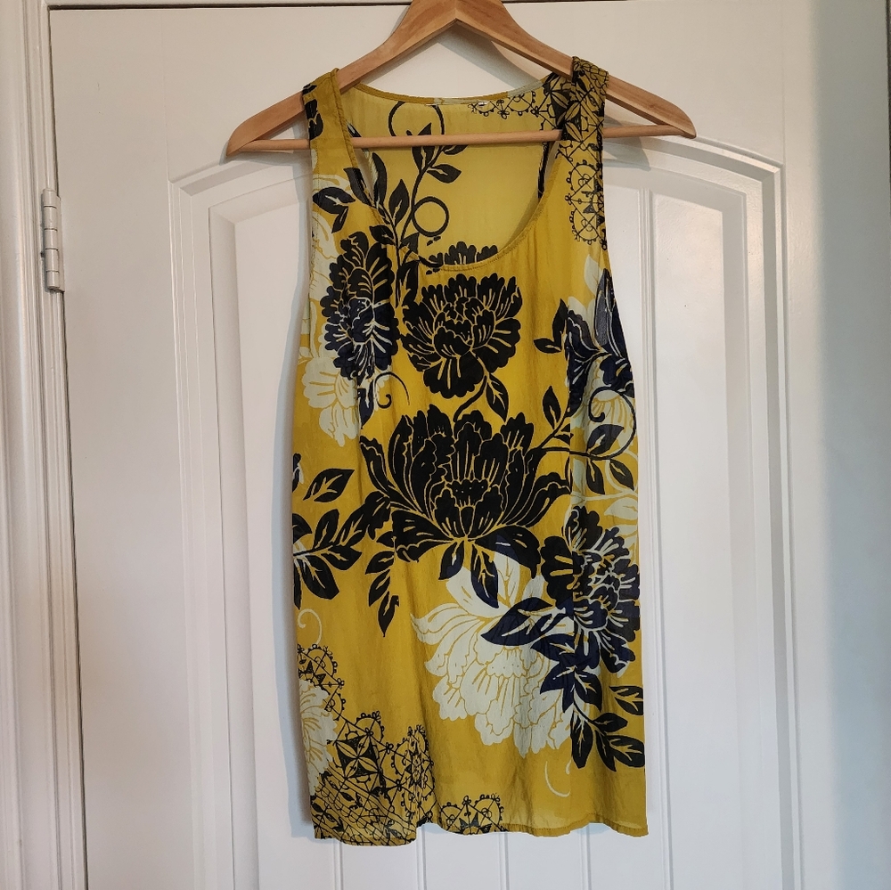 CAbi Bali Silk Blend Yellow Navy Floral Tank Top Small